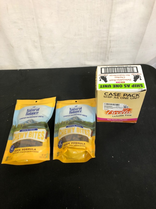 Photo 3 of 3PC LOT, PET SNACKS 
Hartz Delectables Savory Broths Lickable Wet Cat Treats for Adult & Senior Cats EXP 04/30/23

Natural Balance L.I.D. Limited Ingredient Diets Dog Treats, Grain Free EXP 02/09/22, 2 COUNT