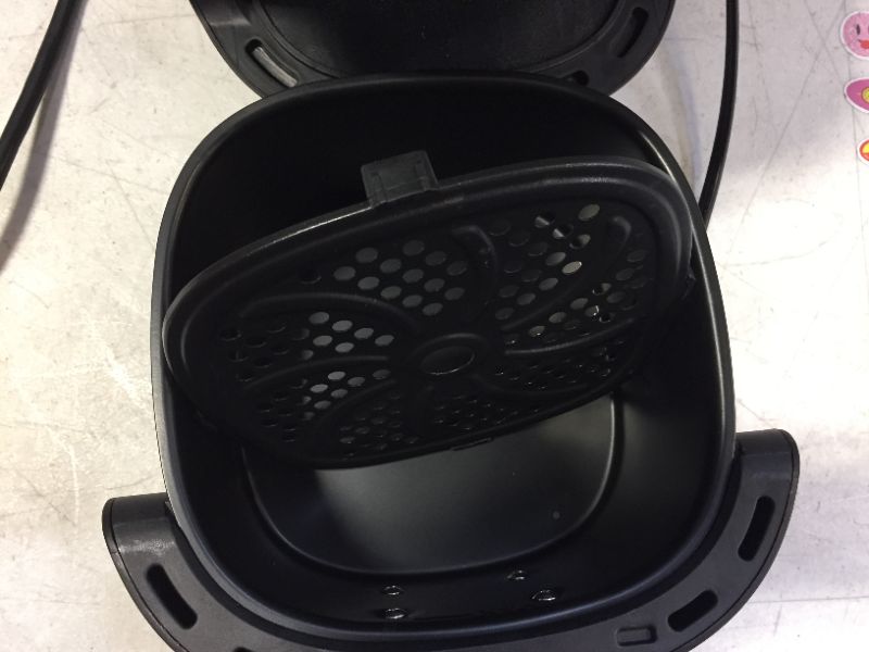 Photo 3 of BELLA 2.9QT Manual Air Fryer, No Pre-Heat Needed, No-Oil Frying, Fast Healthy Evenly Cooked Meal Every Time, Removeable Dishwasher Safe Non Stick Pan and Crisping Tray for Easy Clean Up, Matte Black
