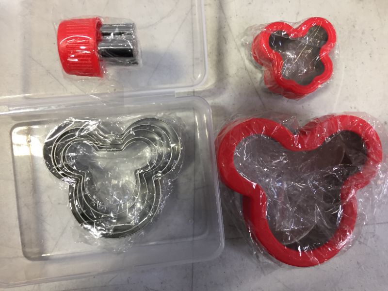 Photo 1 of 8PCs mickey mouse cutters 
