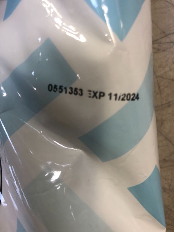 Photo 1 of Amazon Brand - Solimo Epsom Salt Soak, Magnesium Sulfate USP, 8 Pound 8 Pound (Pack of 1)---EXPIRES 11/2024---