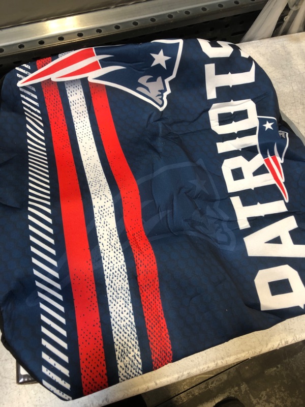 Photo 2 of 
eBay
New England Patriots Rally Seat Cover 1 PK