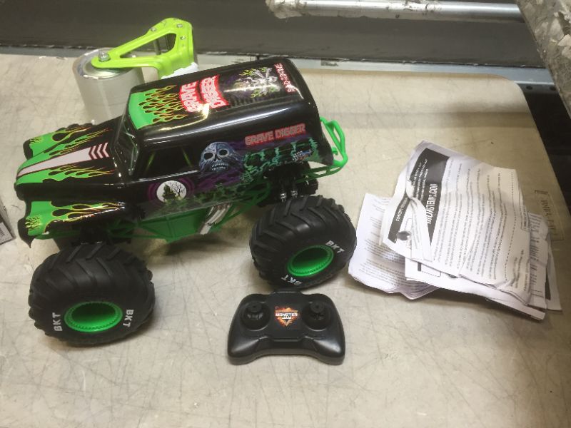 Photo 2 of Monster Jam, Official Grave Digger Remote Control Truck 1:15 Scale, 2.4GHz