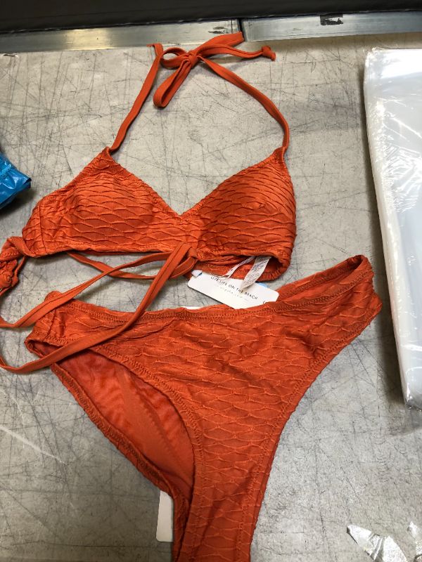 Photo 1 of Cupshe orange bikini (SIZE XS)