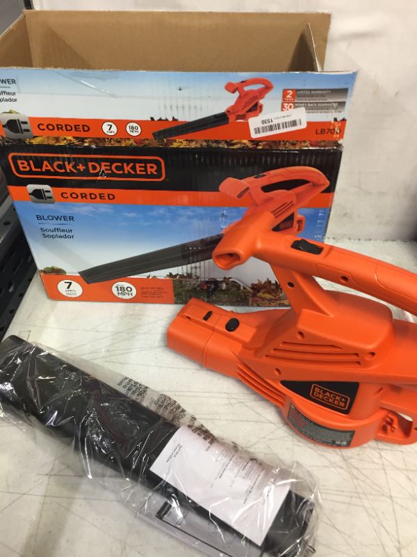 Photo 3 of BLACK+DECKER Electric Leaf Blower, 7-Amp () --- BLACK+DECKER Electric Leaf Blower, 7-Amp (LB700)
