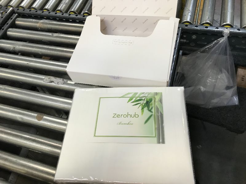 Photo 2 of ZEROHUB BAMBOO KING WHITE SHEET SET 