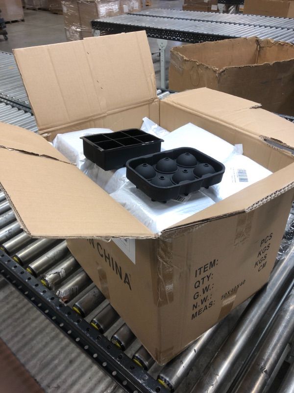 Photo 1 of 1 case of ice cube trays large cubes and spheres 