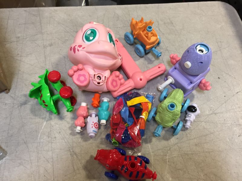 Photo 1 of Balloon Powered Cars, Dinosaur Car with 16 Balloons, Balloon Racers Aerodynamic Car, Balloon Pump Car Toy for Kids,Balloon Launcher? Party Gift for Kids Boys Girls 3+
