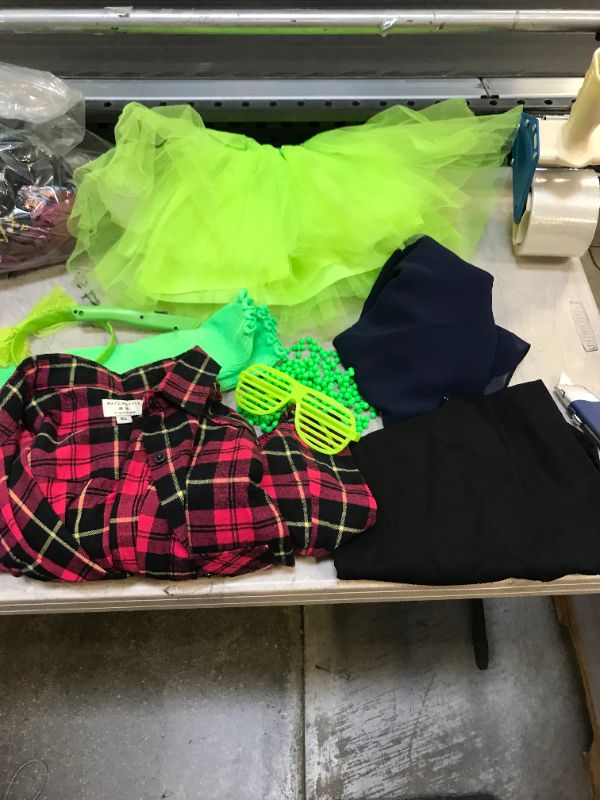 Photo 1 of ASSORTED CLOTHING VARIOUS SIZES