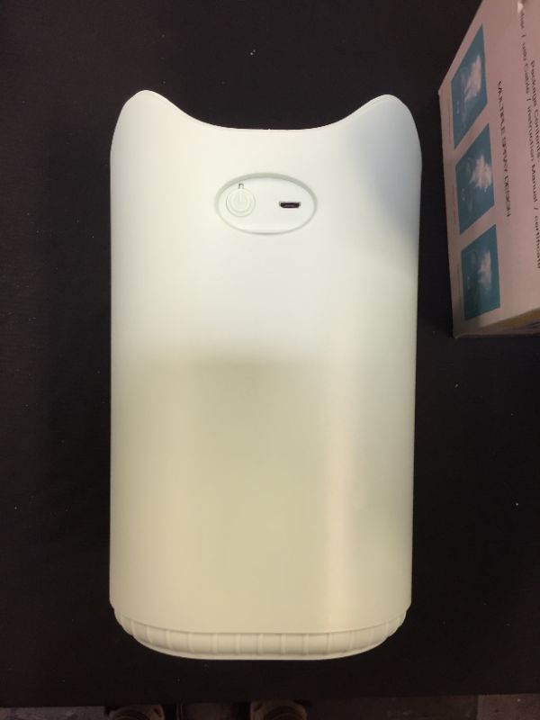 Photo 2 of Double Nozzle Humidifier Color Green--Does not include usb cable, unable to test 