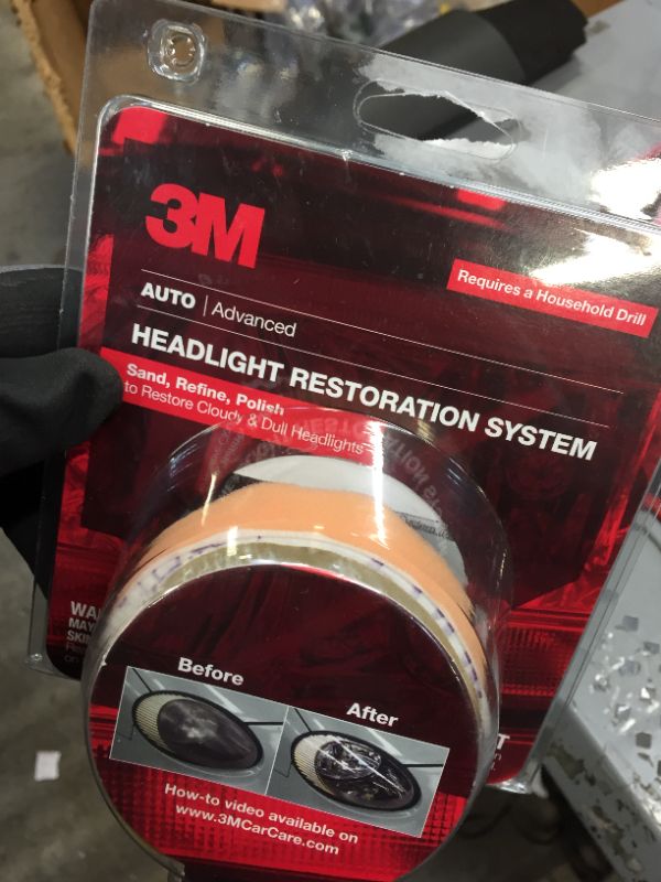 Photo 2 of 3M Headlight Lens Restoration System, 39008
