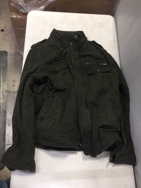 Photo 1 of Generic Men's Army Green Jacket. Large