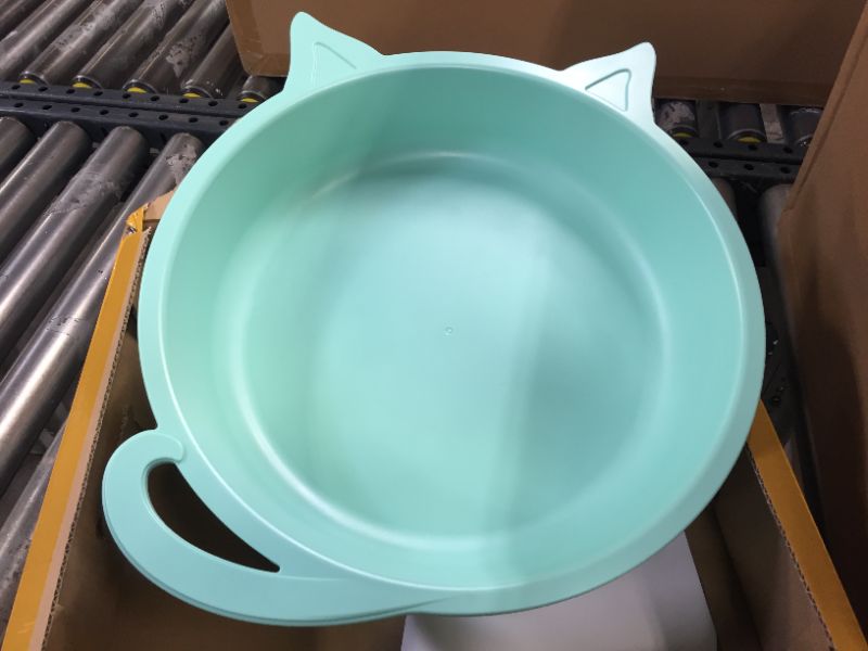 Photo 1 of blue cat heating pan 