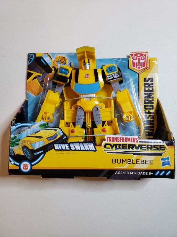 Photo 1 of Transformers Cyberverse Ultra Class Bumblebee
