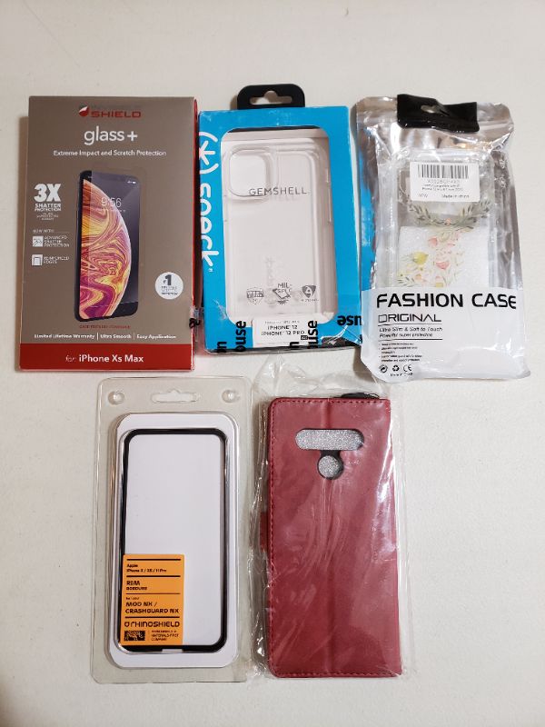 Photo 1 of VARIOUS SMARTPHONE ACCESSORIES, LOT OF 5 ITEMS.