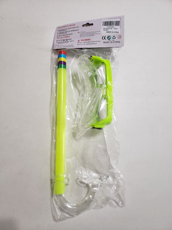 Photo 2 of KIDS SNORKEL AND MASK SET.