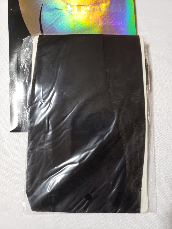 Photo 2 of DORALLURE ELEGANCE SLIMMING & SECRET LEG SHEER, BLACK A-B