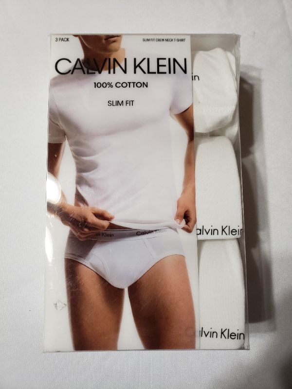 Photo 1 of Calvin Klein Men's Cotton Slim Fit Crew Neck T-Shirts
SIZE XL