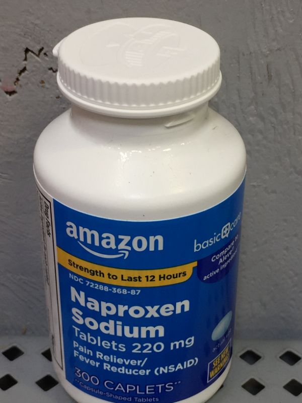 Photo 2 of Amazon Basic Care Naproxen Sodium Tablets, 300 Count
300 Count (Pack of 1) EXP DEC 2022