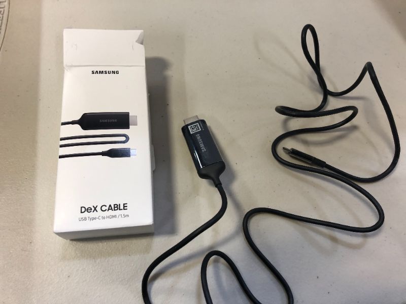 Photo 2 of SAMSUNG Original DeX USB-C to HDMI 1.5 m Cable for Galaxy Note 9 and Tab S4 - Black