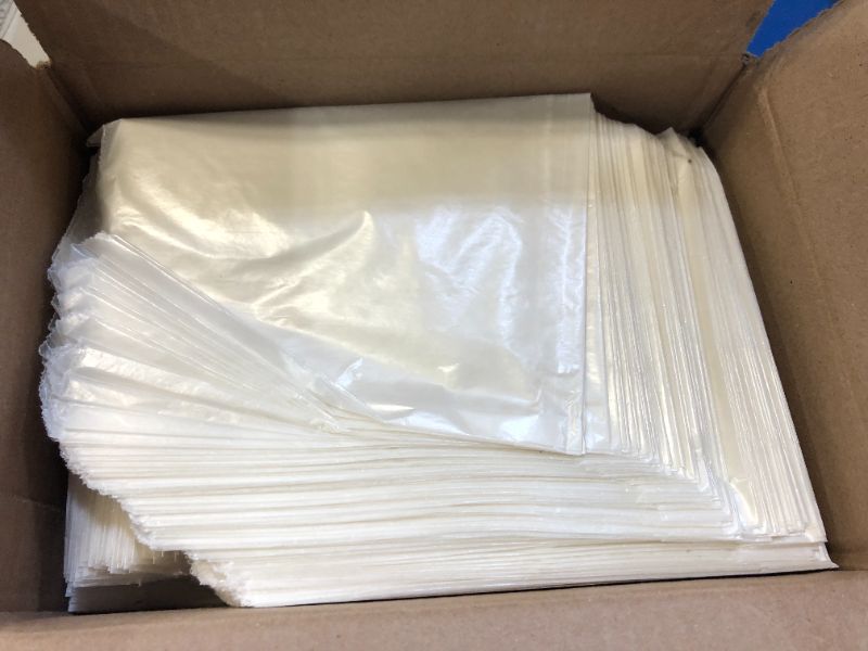 Photo 1 of 1000 PACK PLAIN 7 x 6 x 1" SANDWICH BAGS (MISSING SOME BAGS)