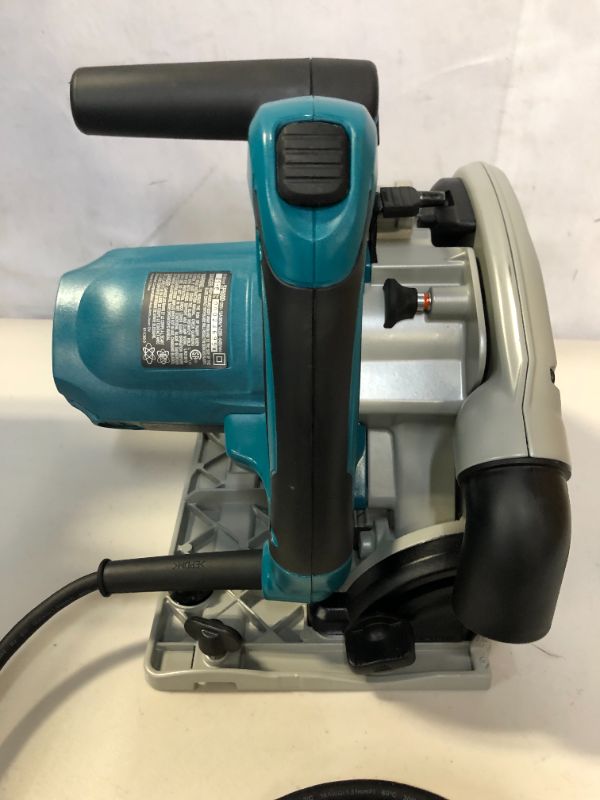 Photo 1 of Makita SP6000J 6-1/2-Inch Plunge Circular Saw
