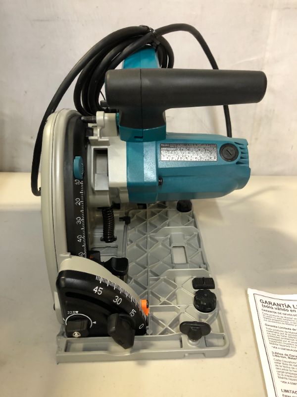 Photo 1 of Makita SP6000J 6-1/2-Inch Plunge Circular Saw
