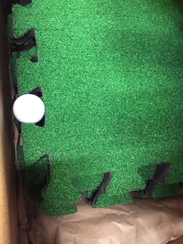 Photo 1 of GULF PUTTING DETACHABLE PRACTICE MAT (POSSIBLY MISSING PIECES)