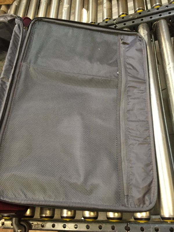 Photo 3 of 30in Large Spinner Suit Case Purple