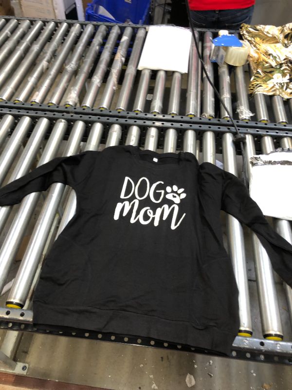 Photo 1 of "Dog Mom" long sleeve shirt with pockets sz M 