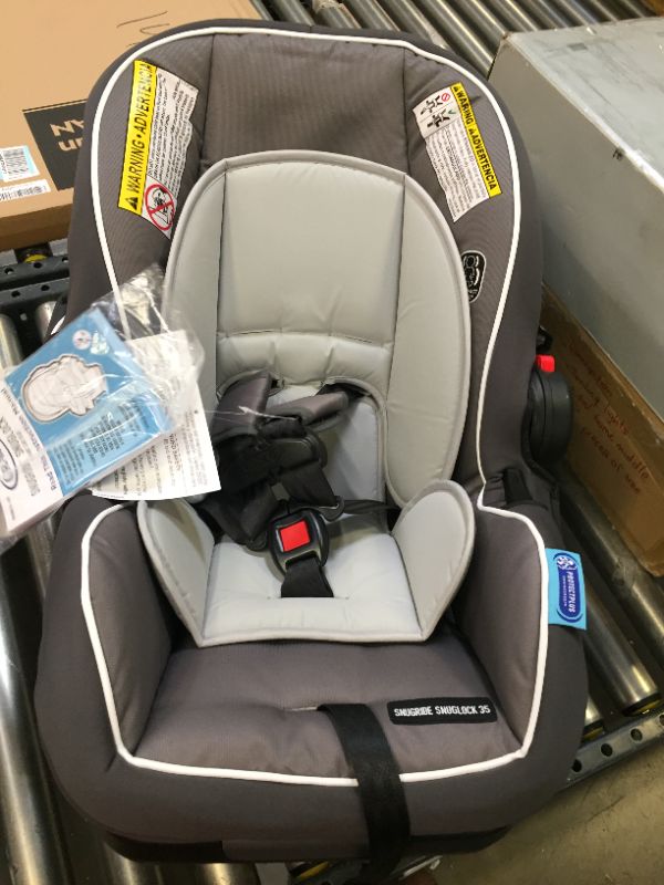 Photo 3 of Graco SnugRide SnugLock 35 Infant Car Seat, Tenley Gray BRAND NEW