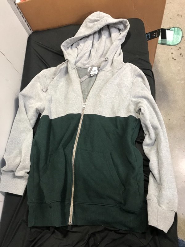 Photo 1 of Generic Grey and Green Sweatshirt Medium