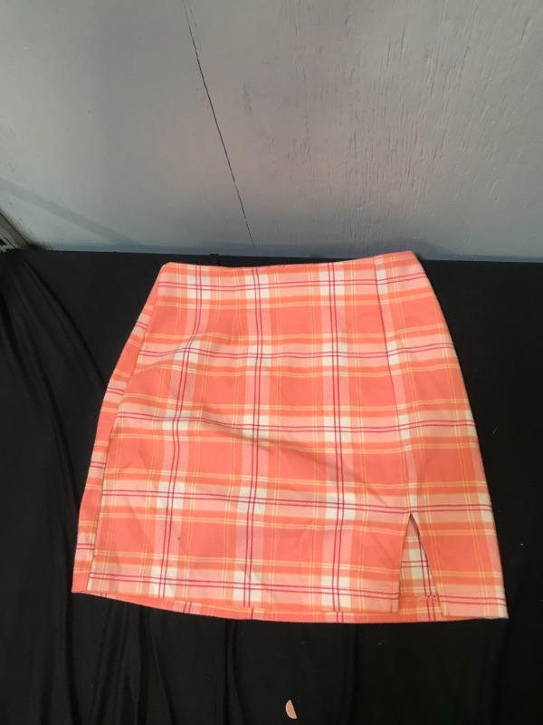 Photo 1 of Generic Pink Plaid Skirt. Size 4