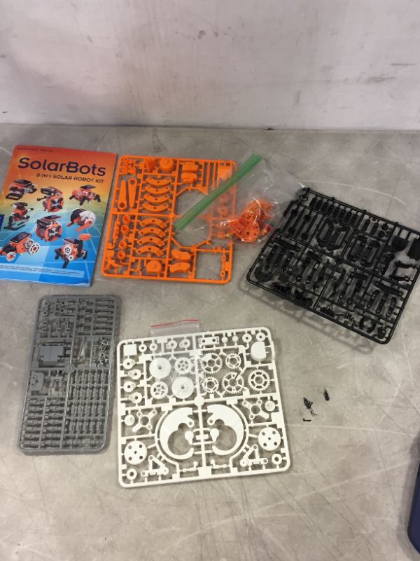 Photo 2 of Thames & Kosmos SolarBots: 8-in-1 Solar Robot STEM Experiment Kit | Build 8 Cool Solar-Powered Robots in Minutes | No Batteries Required | Learn About Solar Energy & Technology | Solar Panel Included
