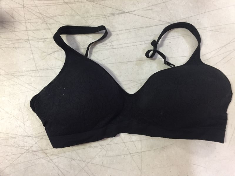 Photo 2 of CAROLE HOCHMAN Seamless Comfort Bra Wire Free Molded Cups Comfort Straps (Black, X-Large)
