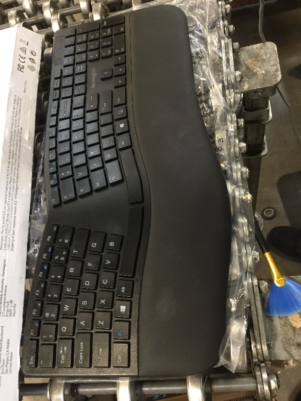 Photo 2 of Kensington Pro Fit ergo Wireless Keyboard