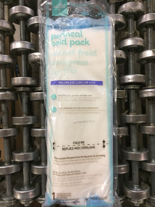 Photo 2 of 24 pack of Perineal Cold Packs