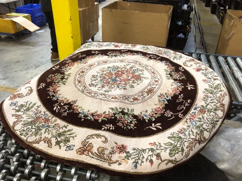 Photo 1 of eanpet carpet 59" around 