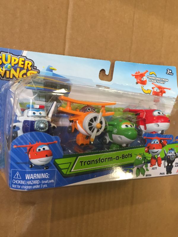 Photo 1 of super wings transform a bots 