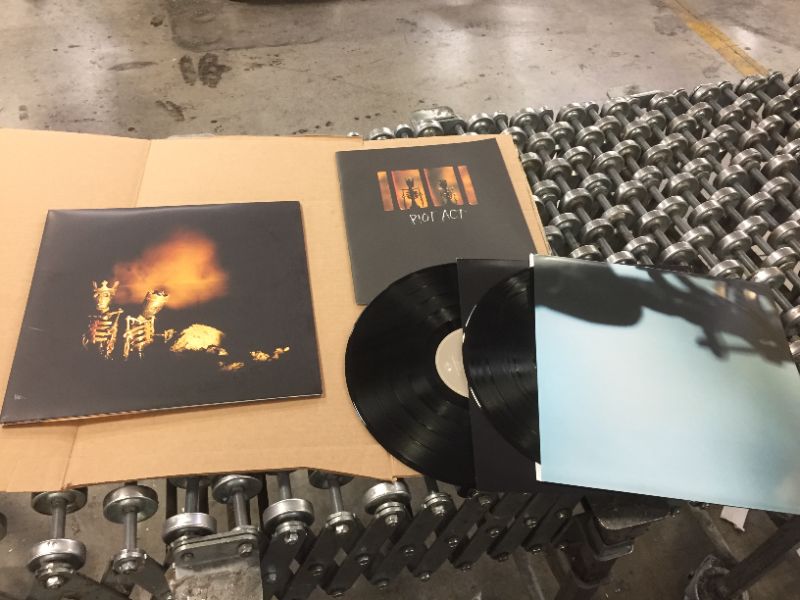 Photo 1 of pearl jam riot act vinyl