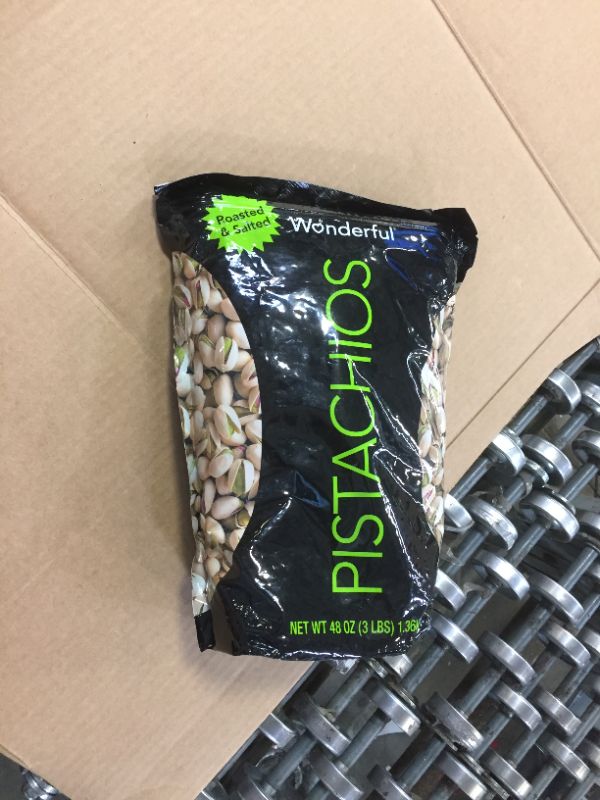 Photo 2 of Wonderful Pistachios, Roasted & Salted, 48 Ounce Resealable Pouch best by aug/2022
