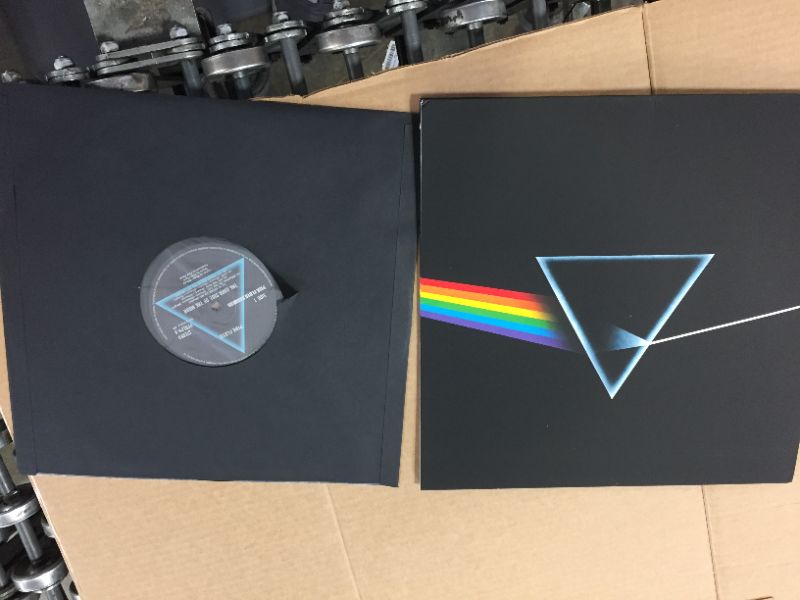 Photo 2 of Pink Floyd- The Dark Side of the Moon (Vinyl)
