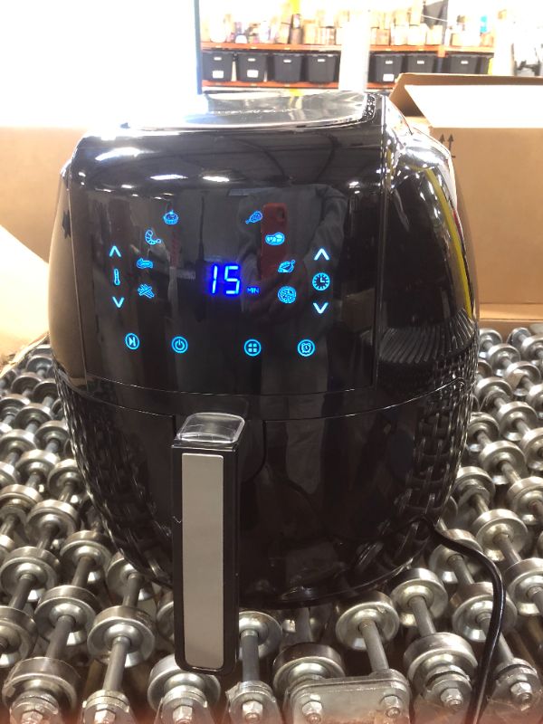 Photo 2 of 8-in-1 5.8 Qt. Black Electric Air Fryer with Recipe Book