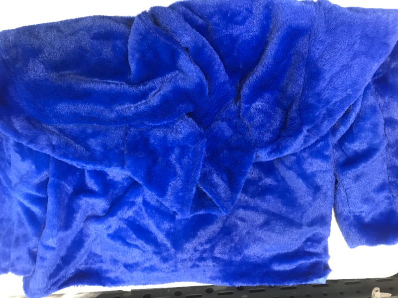 Photo 2 of fuzzy jacket color blue size extra extra large 