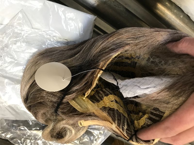 Photo 1 of 5 pack of sandy blonde wigs
