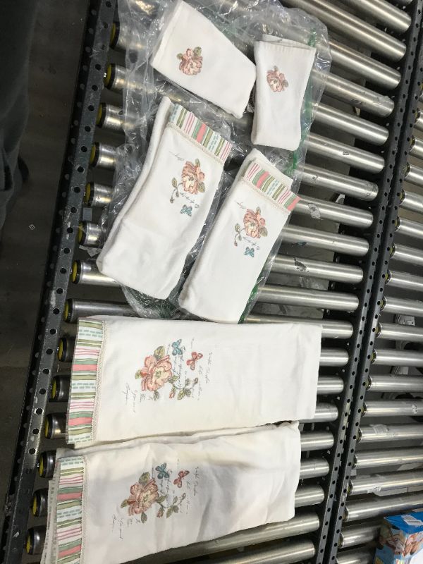 Photo 1 of 6 pack of kitchen and bathroom towels
