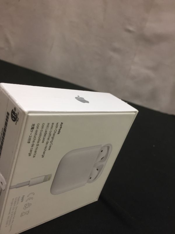 Photo 3 of Apple - AirPods (2nd generation) - White****Factory Sealed****
