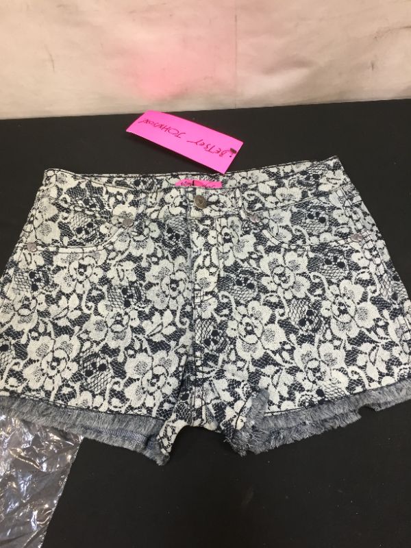 Photo 2 of Betsey Johnson White with Black Net Women's Short
4
