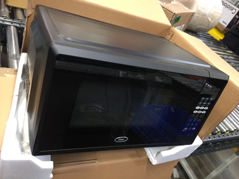 Photo 2 of Oster 1.1 Microwave-Updated Model
