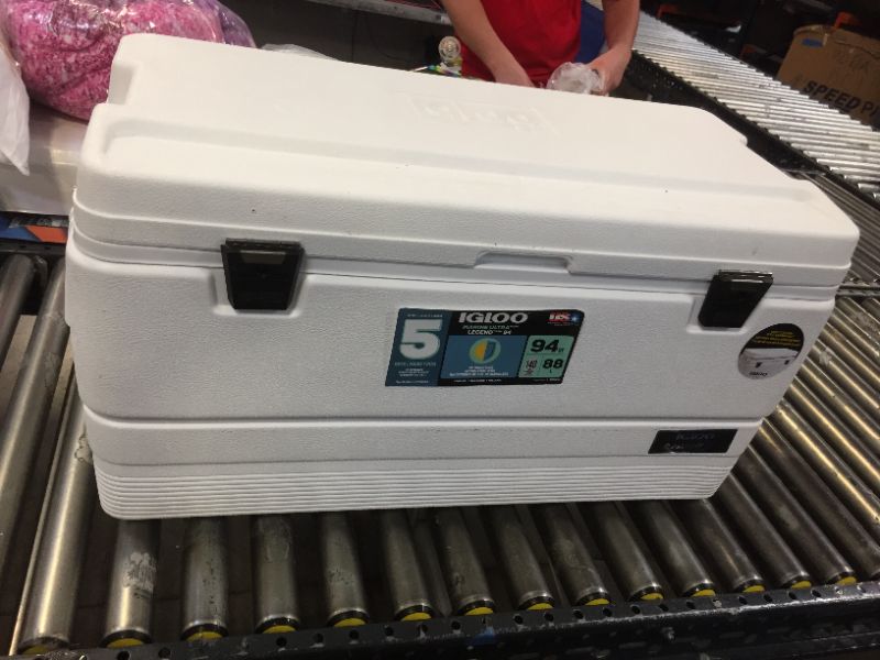 Photo 2 of Igloo 94 Qt Marine Ultra Ice Chest Cooler, White