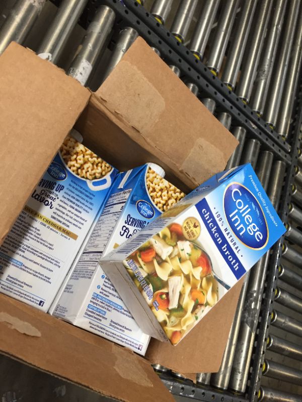 Photo 1 of College Inn Broth, Chicken - 32 oz 12 pack 27/oct/2021